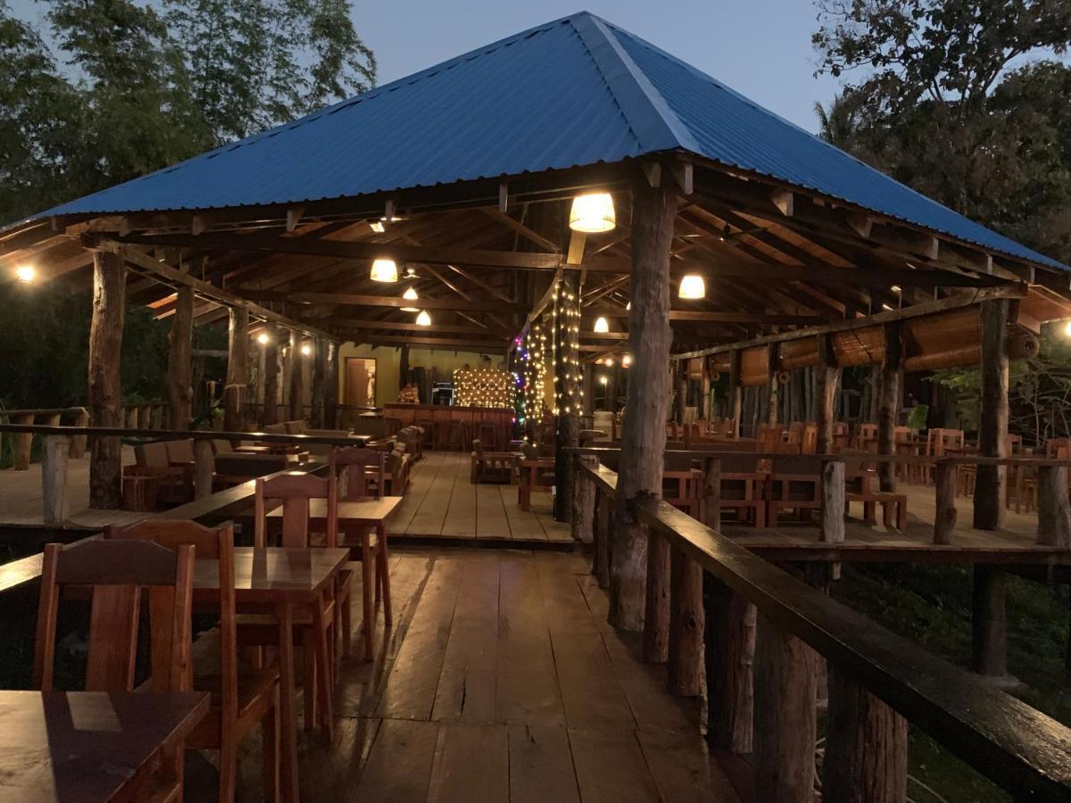 Stung Treng Resort Stoeng Treng Eksteriør billede